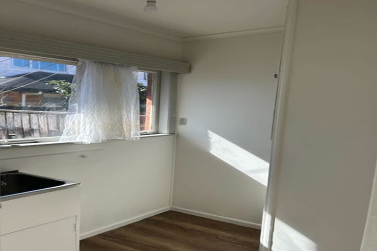 Photo of property in 3/7 Arawa Street, New Lynn, Auckland, 0600