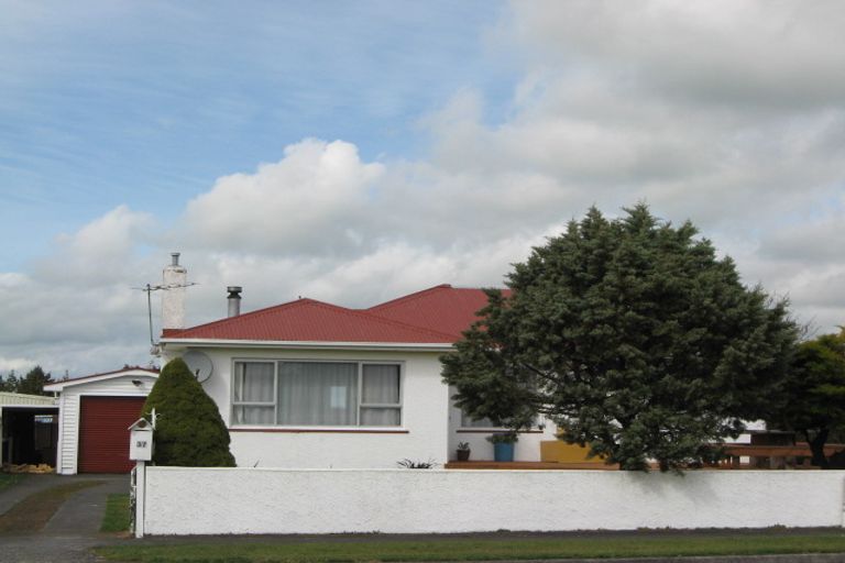 Photo of property in 37 Celia Street, Stratford, 4332