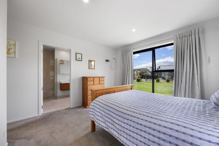 Photo of property in 5 Parkview Street, Wanaka, 9382