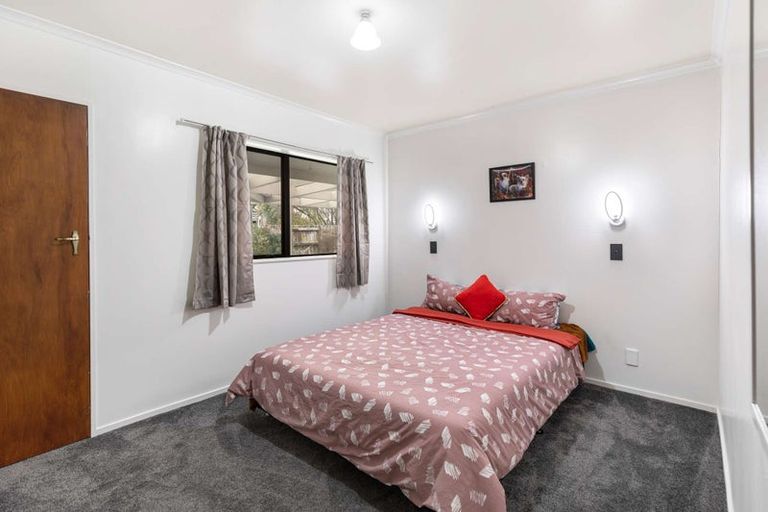 Photo of property in 95 John F Kennedy Drive, Milson, Palmerston North, 4414