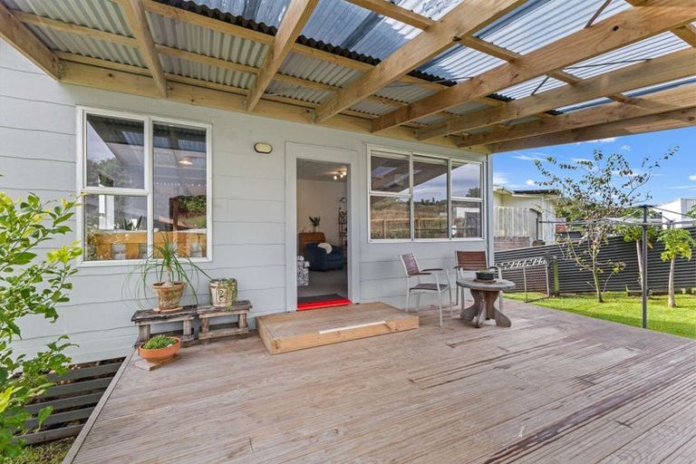 Photo of property in 13 Makere Street, Waitara, 4320