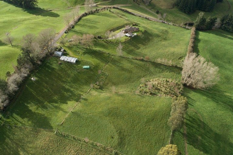 Photo of property in 105 Hossack Road, Ngakuru, 3077