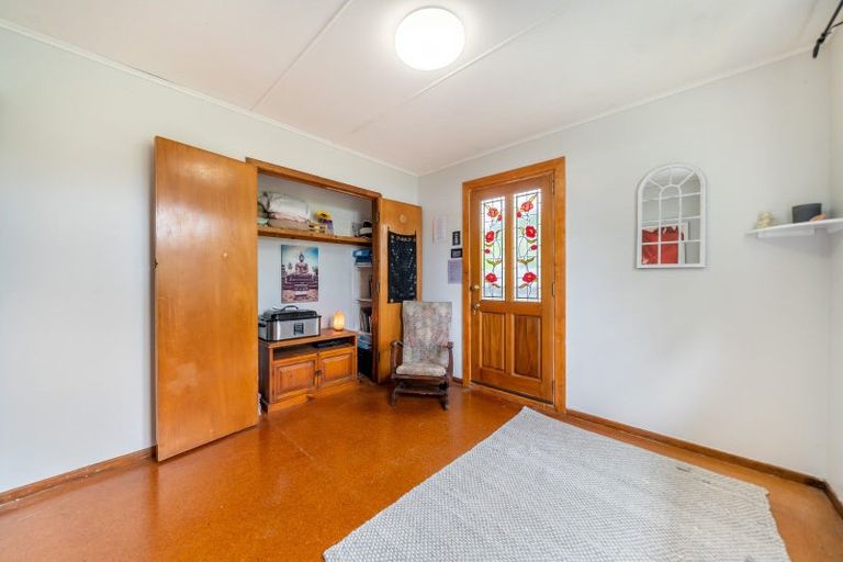 Photo of property in 10 Edwin Street, Belmont, Lower Hutt, 5010