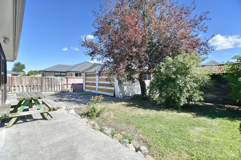 Photo of property in 15 Ivory Street, Rangiora, 7400