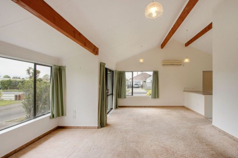 Photo of property in 1/11 Nuffield Avenue, Marewa, Napier, 4110