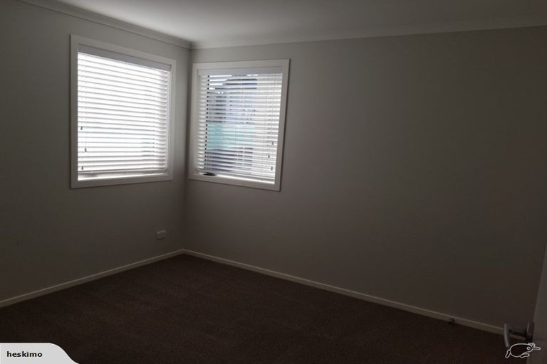 Photo of property in 136b Karewa Parade, Papamoa Beach, Papamoa, 3118