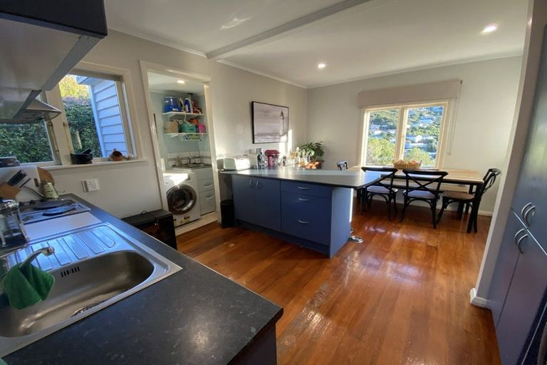 Photo of property in 112 Donald Street, Karori, Wellington, 6012