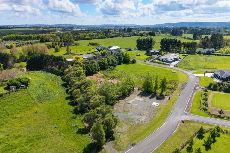 Photo of property in 9 Karaka School Lane, Karaka, 2580