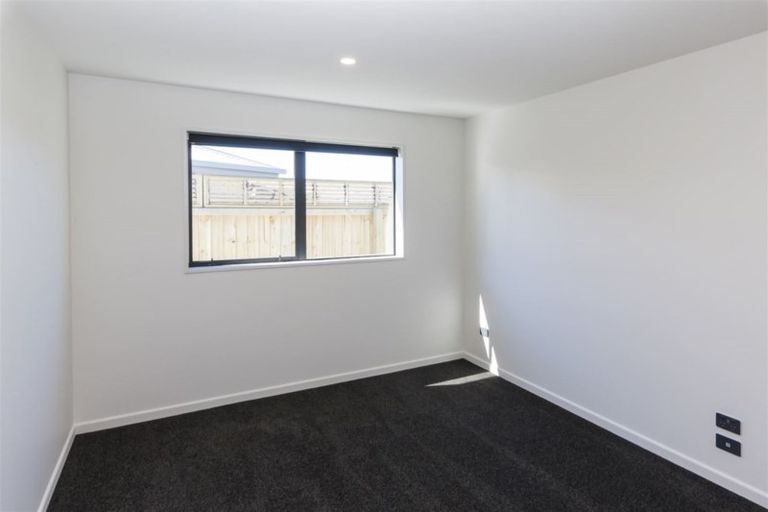 Photo of property in 5 Ciaran Close, Broomfield, Christchurch, 8042