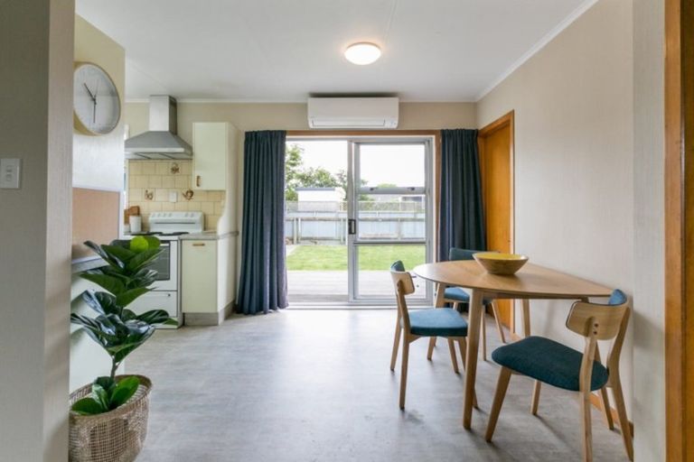 Photo of property in 19 Frickleton Street, Taradale, Napier, 4112