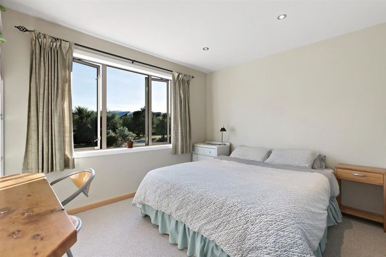 Photo of property in 12 Kingan Road, Luggate, Cromwell, 9383