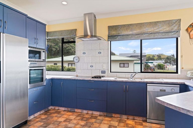 Photo of property in 191 Oakura Road, Oakura, Hikurangi, 0184