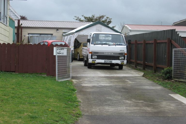 Photo of property in 6 Leilani Place, Red Hill, Papakura, 2110