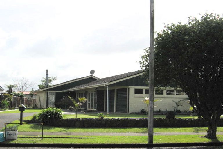 Photo of property in 11 Barnhill Crescent, Pahurehure, Papakura, 2113