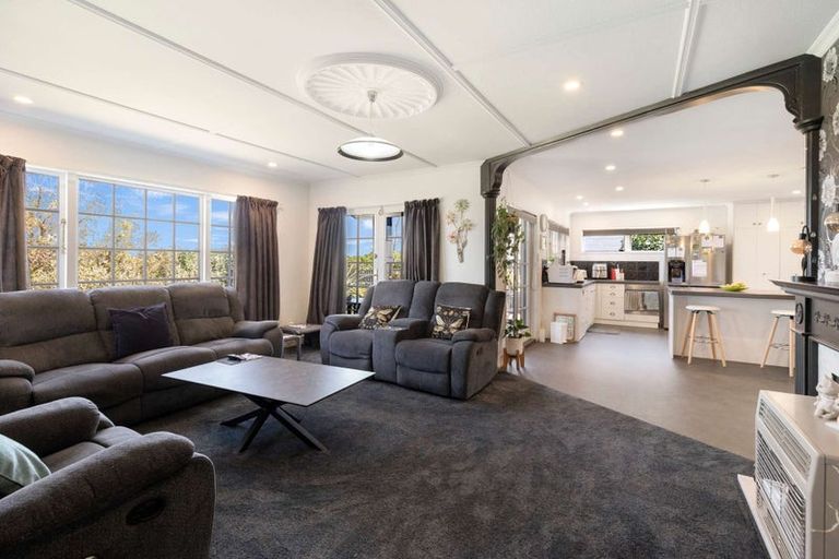 Photo of property in 2 Montgomery Road, Otamatea, Whanganui, 4501