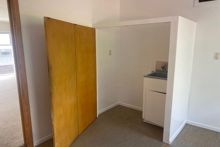 Photo of property in 9 Esplanade Road, Mount Eden, Auckland, 1024