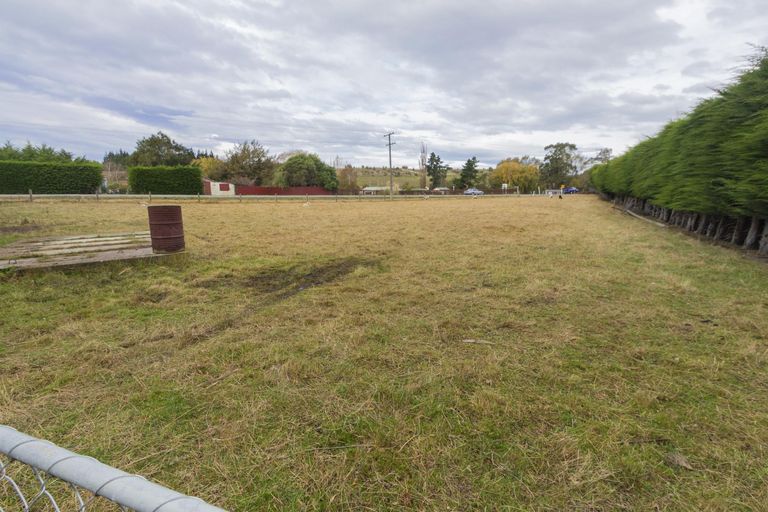 Photo of property in 16 Round Hill Road, Reidston, Oamaru, 9492