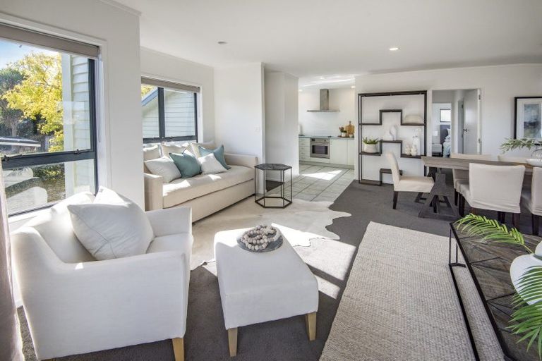 Photo of property in 2/27 Northboro Road, Hauraki, Auckland, 0622