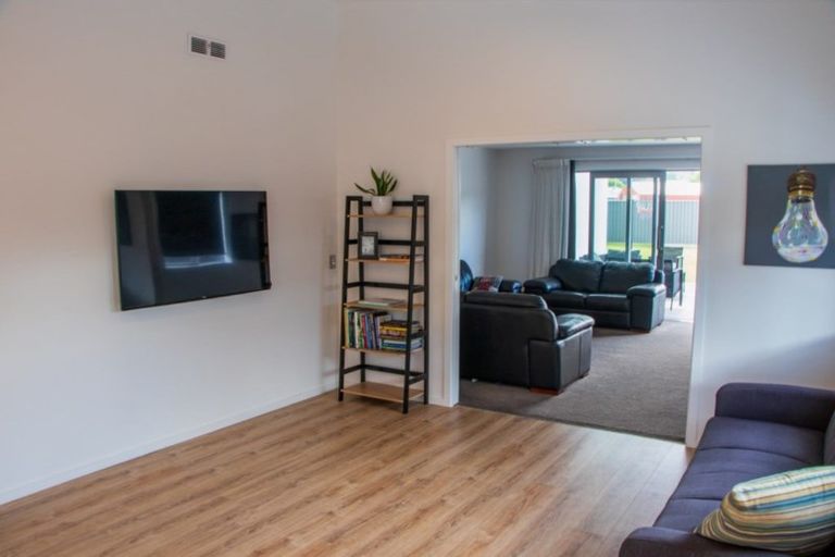 Photo of property in 25 Magnetic Place, Cromwell, 9310