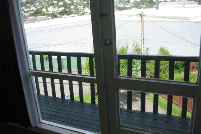 Photo of property in 37 Revans Street, Miramar, Wellington, 6022