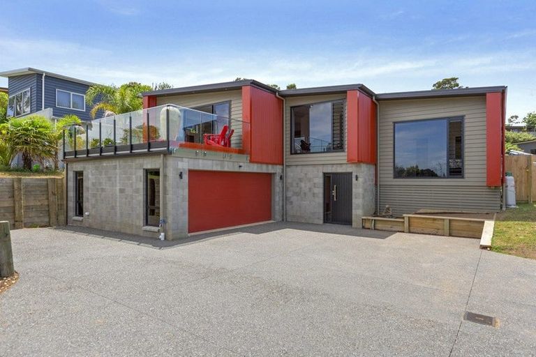 Photo of property in 14 Robertson Street, Raglan, 3225