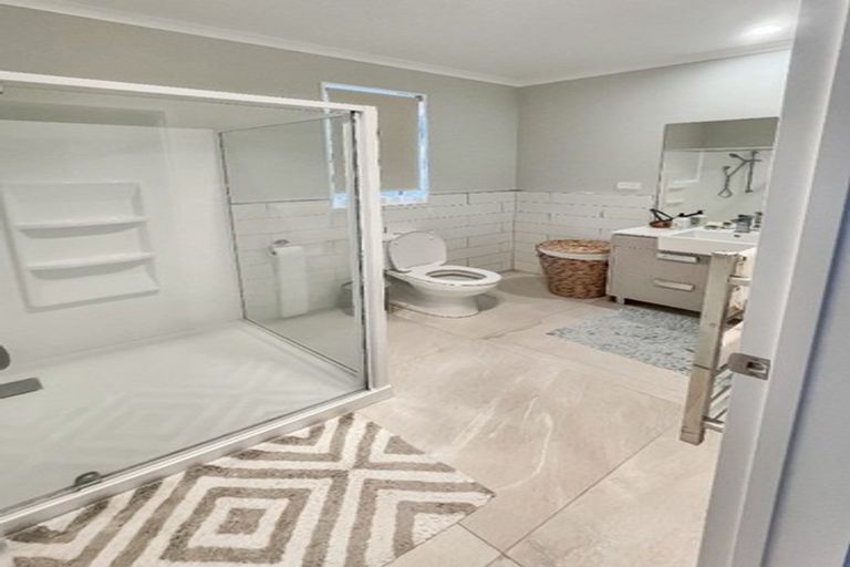 Photo of property in 80 Mackay Drive, Greenhithe, Auckland, 0632