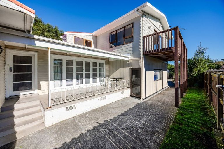 Photo of property in 1/5 Beihlers Road, Weymouth, Auckland, 2103