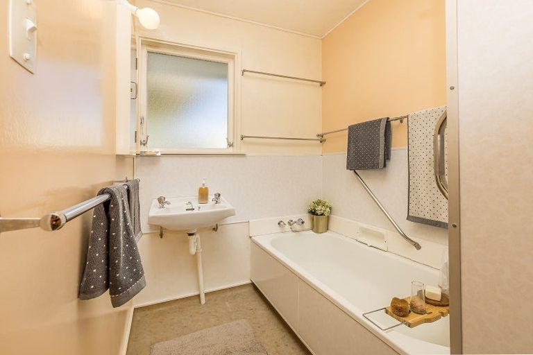 Photo of property in 26a Messines Road, Karori, Wellington, 6012