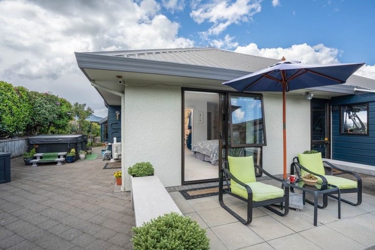 Photo of property in 9 Kahurangi Drive, Rangatira Park, Taupo, 3330