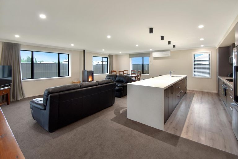 Photo of property in 8 Birch Hill Drive, Twizel, 7901