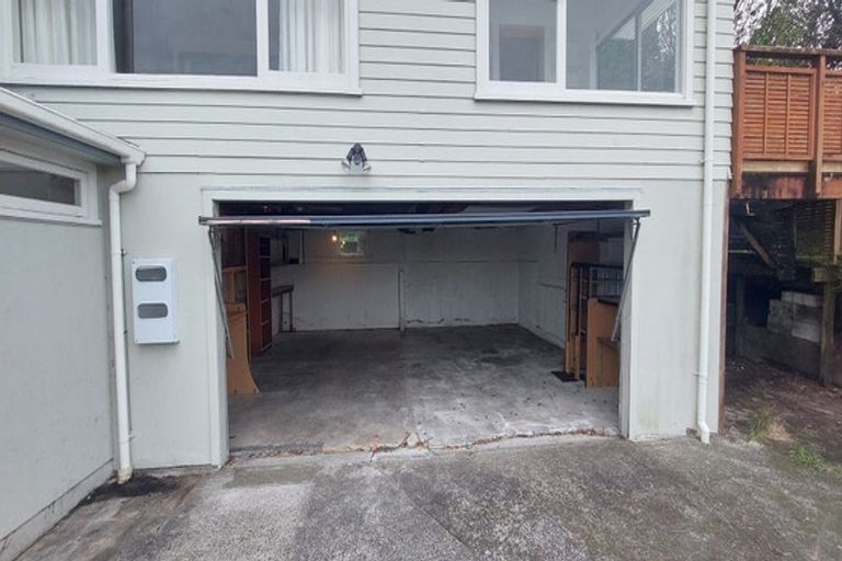 Photo of property in 13 Tyne Road, Forrest Hill, Auckland, 0620