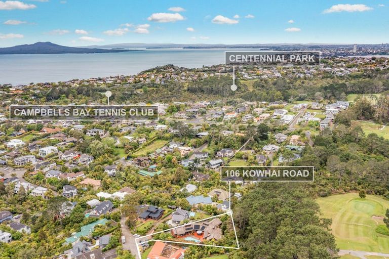 Photo of property in 106 Kowhai Road, Campbells Bay, Auckland, 0630