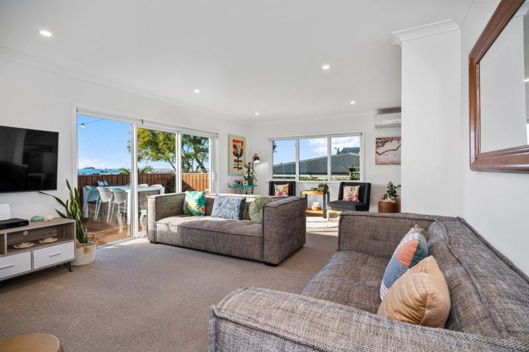 Photo of property in 12a Seaview Road, Otumoetai, Tauranga, 3110