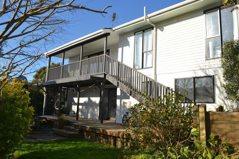 Photo of property in 16 Anaheim Place, Churton Park, Wellington, 6037