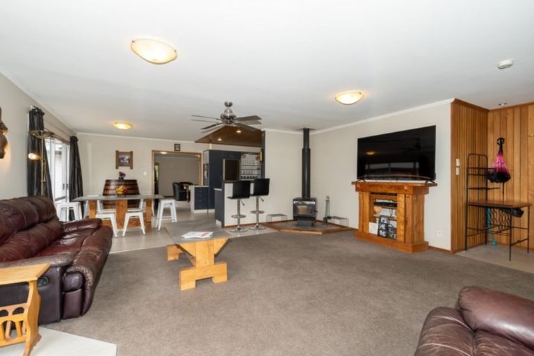 Photo of property in 11 Brookside Road, Rolleston, 7614