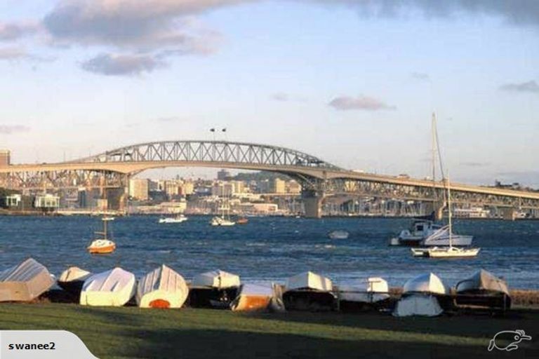 Photo of property in 14a Glade Place, Birkenhead, Auckland, 0626