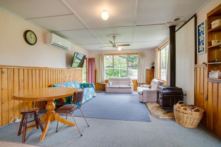 Photo of property in 8a Sutherland Road, Omarama, 9412