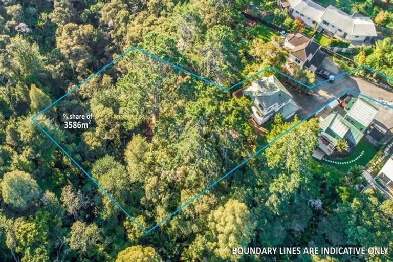 Photo of property in 1/24 Capilano Place, Glenfield, Auckland, 0629