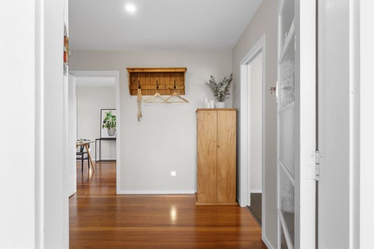 Photo of property in 17 East Street, Terrace End, Palmerston North, 4410