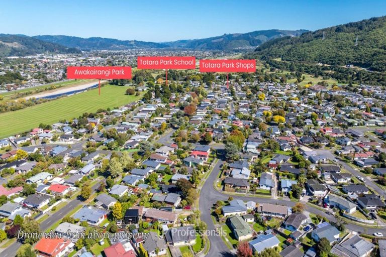 Photo of property in 22b Akron Grove, Totara Park, Upper Hutt, 5018