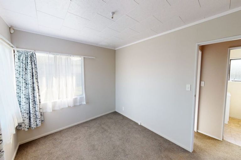 Photo of property in 14 Sheffield Place, Springvale, Whanganui, 4501
