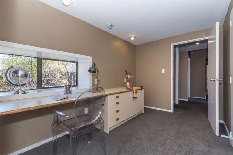 Photo of property in 14 Tyndale Place, Ilam, Christchurch, 8041