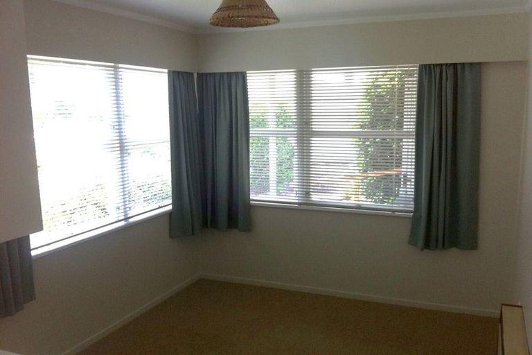 Photo of property in 5 Kensington Place, Fairfield, Hamilton, 3214