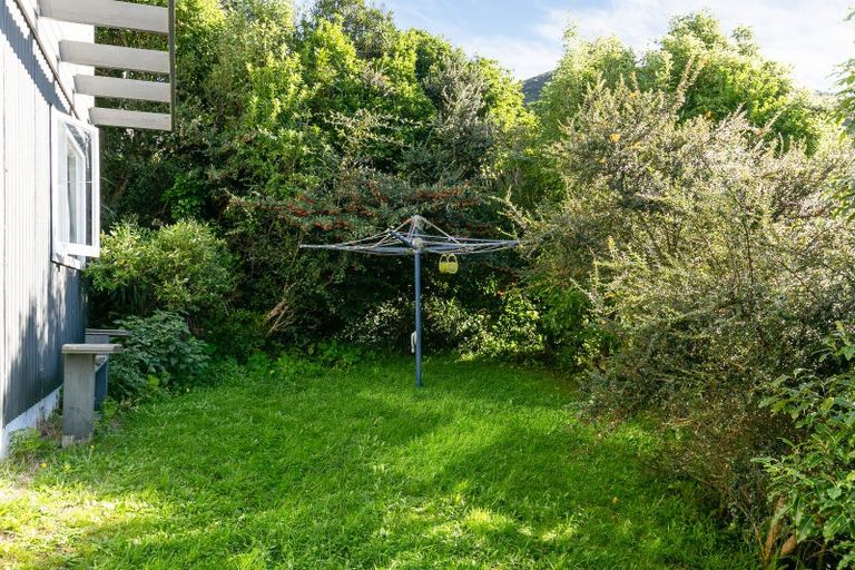 Photo of property in 95 Makara Road, Karori, Wellington, 6012