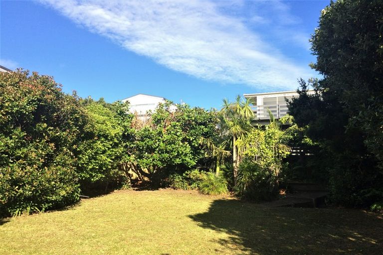 Photo of property in 23 Churchill Road, Murrays Bay, Auckland, 0630