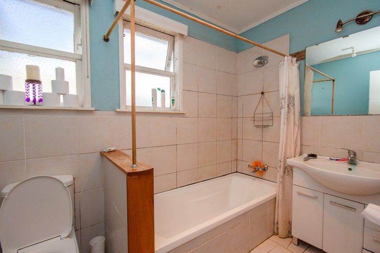 Photo of property in 5 Scott Avenue, Owhata, Rotorua, 3010