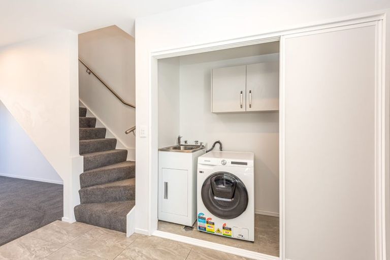 Photo of property in 2/37 Webb Street, St Albans, Christchurch, 8014