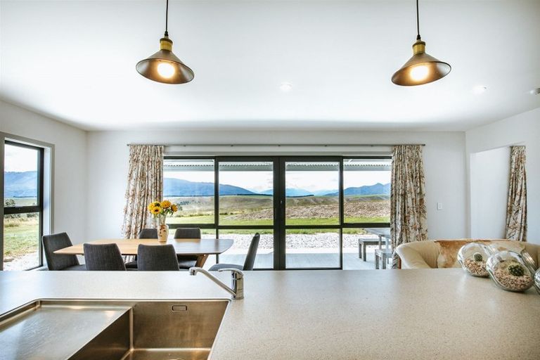 Photo of property in 138 Ruffell Road, Tarras, Cromwell, 9383