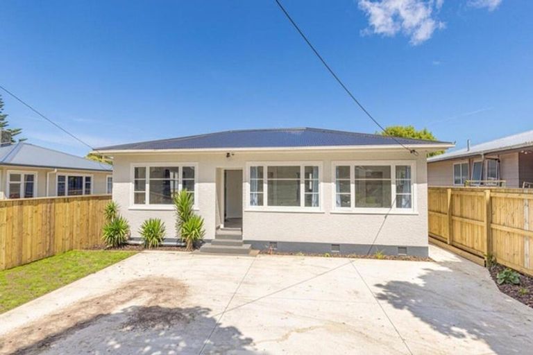 Photo of property in 79 Thatcher Street, Castlecliff, Whanganui, 4501