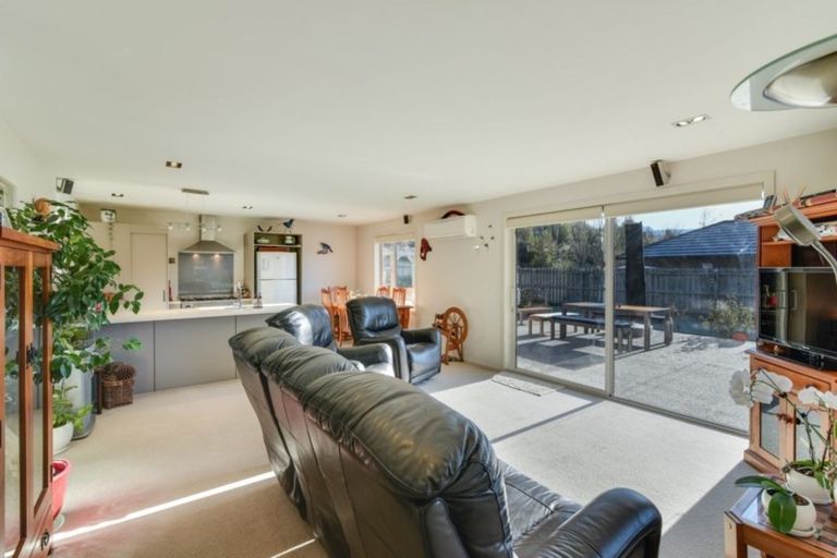 Photo of property in 38 Quill Street, Lake Hayes, Queenstown, 9304